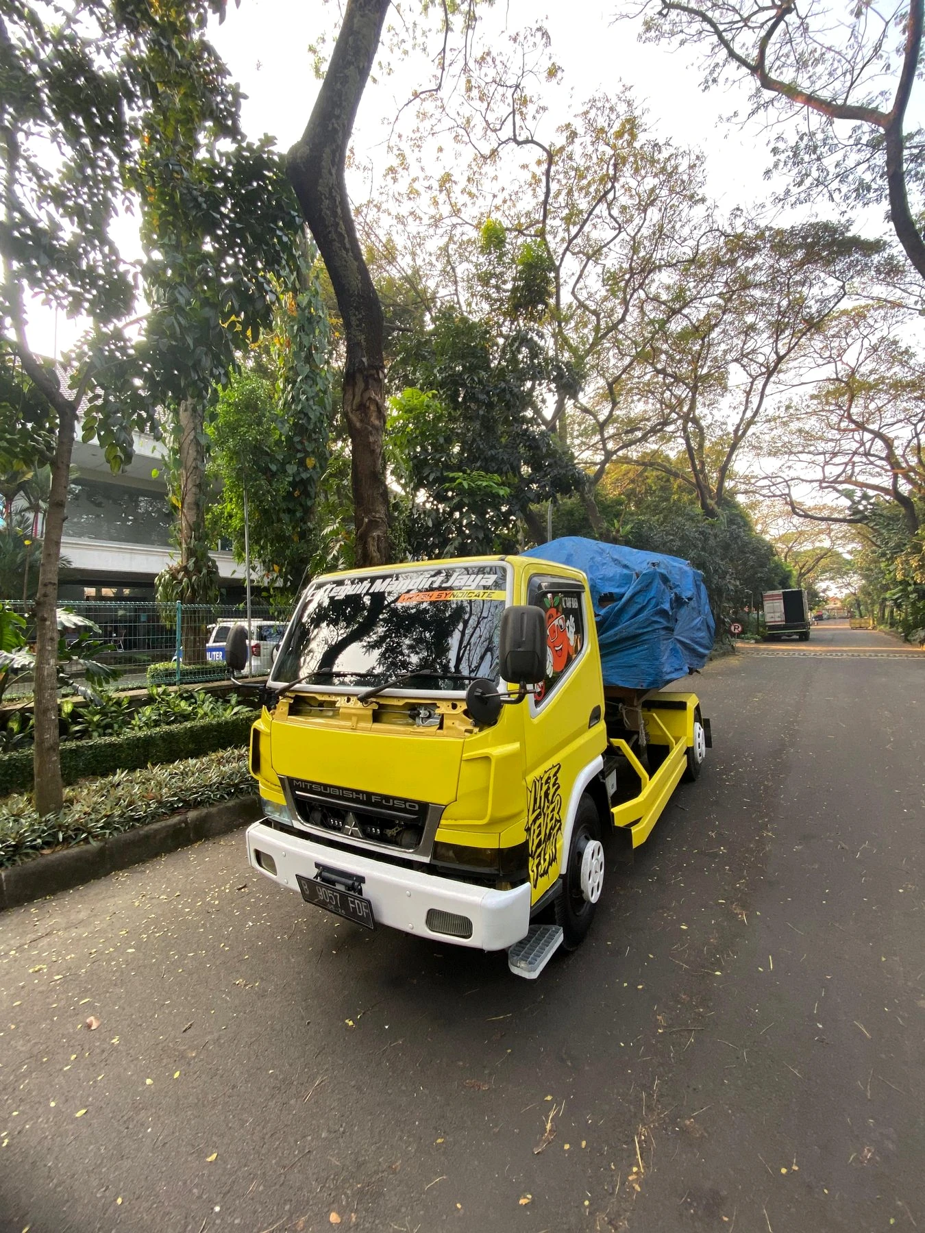 Armada bak terbuka CV Teguh Mandiri Jaya